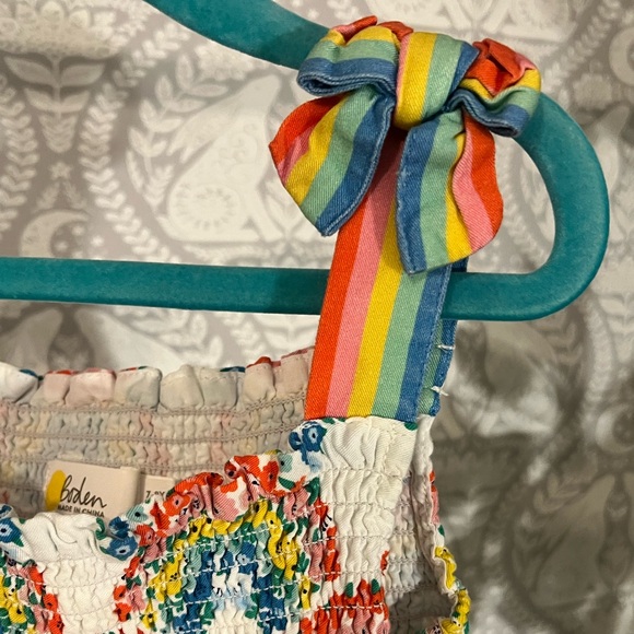 Boden Girls Tie Shoulder Smocked Top 7-8Y Floral Rainbows - Picture 2 of 5